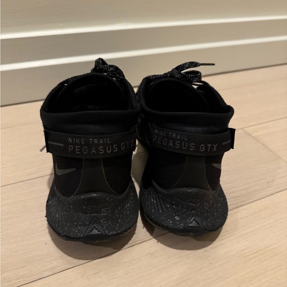 Nike PegasusTrail 2 Gore Tex shoes - Picture 4 of 8